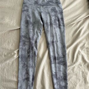 Fleo Gray Tie-Dye 7/8 El Toro Leggings